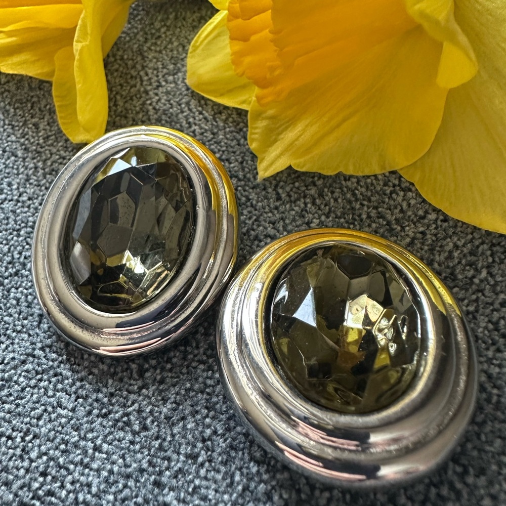 vintage Trifari clip-on earrings Smoky Crystal Silver-Tone Clip